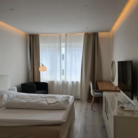 Schones Zimmer In Zentraler Lage Hannover Bagian luar foto
