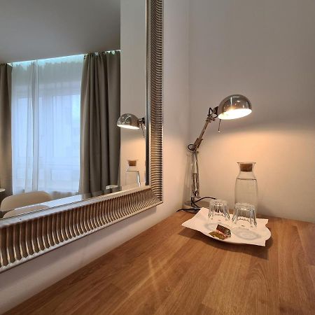 Schones Zimmer In Zentraler Lage Hannover Bagian luar foto